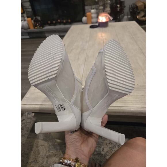 Karl Lagerfeld Paris Women's White Blaze Peep-Toe Booties Size 6.5M - Picture 6 of 10